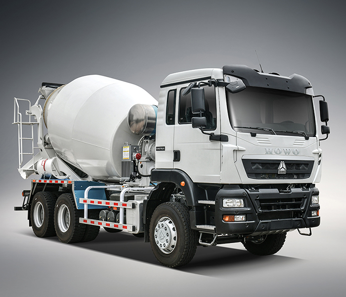MIXER HOWO T7H 6X4 - 360 HP GNV
